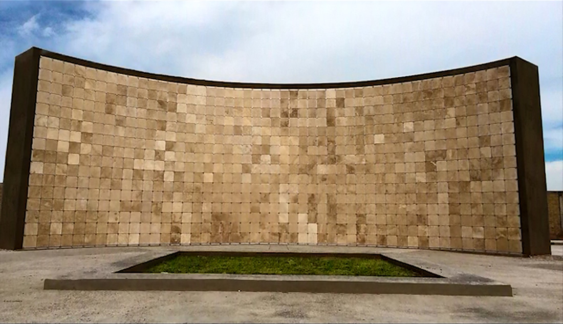 Mausoleum instalación de nichos y criptas
